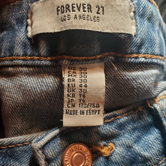 Forever 21 Cropped Distressed Raw Kick Flare Jeans 30 - Picture 7 of 9